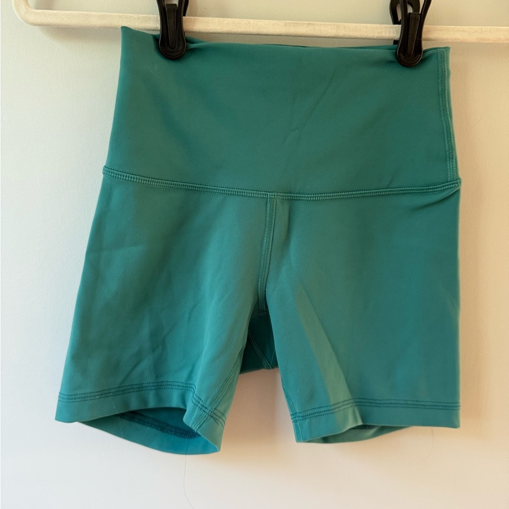 Lululemon Wunder Under Shorts